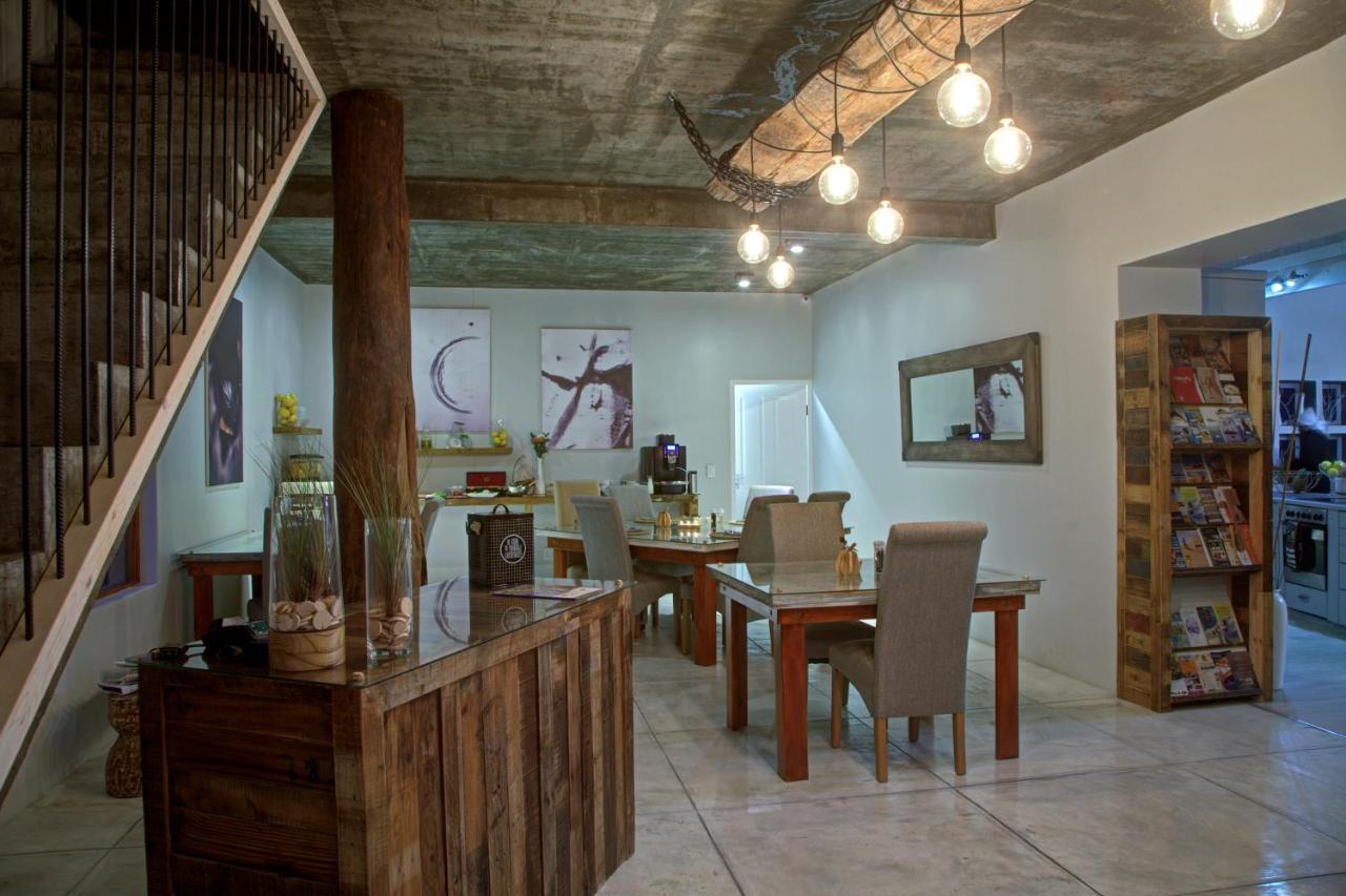 Organic Stay Guesthouse Swakopmund Exterior photo